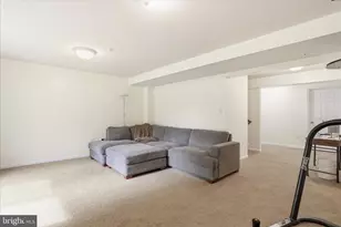2113 Infantry Dr, Frederick, MD 21702 - Photo 38