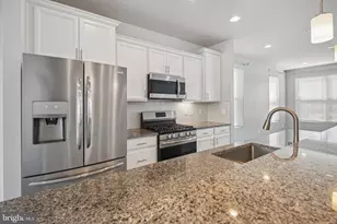 7166 Proclamation Pl, Frederick, MD 21703 - Photo 6