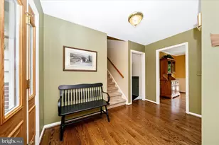 8604 Burnt Hickory Cir, Frederick, MD 21704 - Photo 4