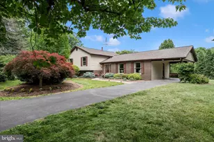 8604 Burnt Hickory Cir, Frederick, MD 21704 - Photo 2