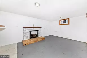 216 N Delaware Ave N, Brunswick, MD 21716 - Photo 32