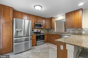 7069 Bradshaw Ct W, Frederick, MD 21703 - Photo 10