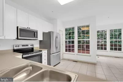 2495 Lakeside Drive, Frederick, MD 21702 - Photo 12