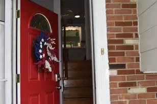 8111 Overlook Ct, Frederick, MD 21702 - Photo 2