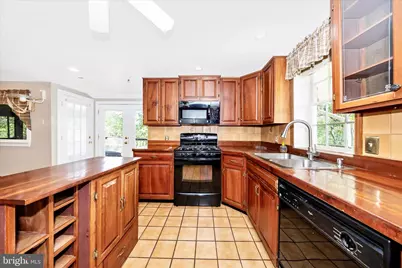 2301 Mount Ephraim Road, Adamstown, MD 21710 - Photo 10