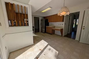 401 Westridge Cir, Mount Airy, MD 21771 - Photo 10