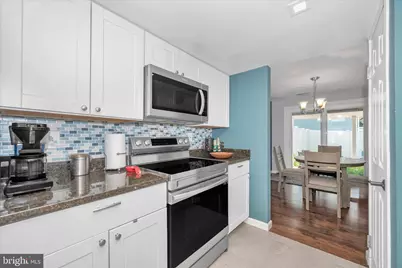 330 Heather Ridge Drive, Frederick, MD 21702 - Photo 8
