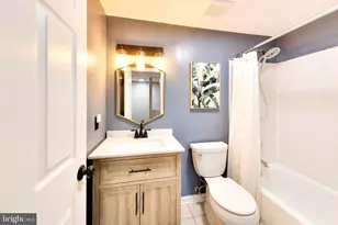 511 Hollyberry Way, Frederick, MD 21703 - Photo 18