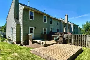 511 Hollyberry Way, Frederick, MD 21703 - Photo 2