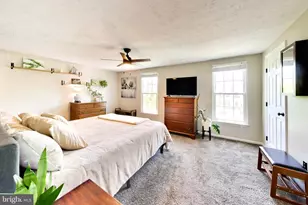 511 Hollyberry Way, Frederick, MD 21703 - Photo 12