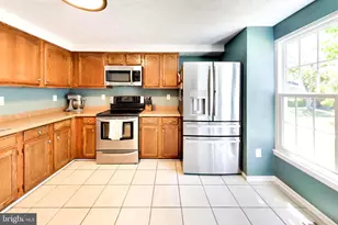511 Hollyberry Way, Frederick, MD 21703 - Photo 4