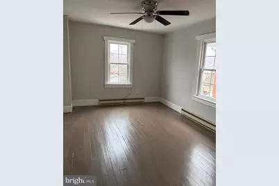 8 S Maple Avenue, Brunswick, MD 21716 - Photo 6
