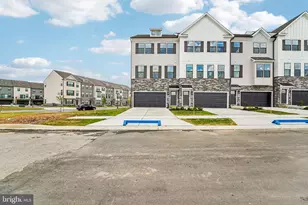 395 Ensemble Wy, Frederick, MD 21701 - Photo 2