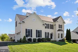 403 Richard Roberts St, New Market, MD 21774 - Photo 2
