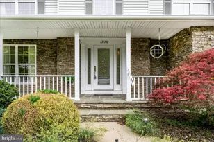 13570 Deer Brook Ct, Mount Airy, MD 21771 - Photo 2