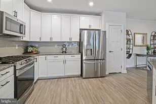 3282 Pine Needle Cir, Frederick, MD 21704 - Photo 4