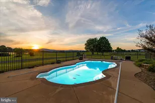 3938 Cherry Ln, Jefferson, MD 21755 - Photo 4