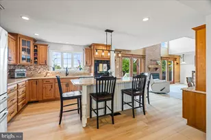 3938 Cherry Ln, Jefferson, MD 21755 - Photo 8