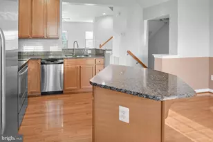 9611 Atterbury Ln, Frederick, MD 21704 - Photo 8
