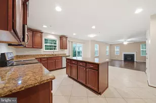 6728 Meadowlawn Cir, New Market, MD 21774 - Photo 14