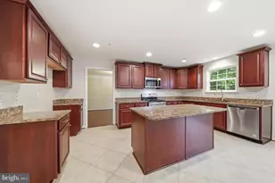 6728 Meadowlawn Cir, New Market, MD 21774 - Photo 10