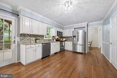 6396 Devonshire Lane, Frederick, MD 21703 - Photo 6