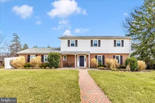212 Baughmans Ln, Frederick, MD 21702 - Photo 2