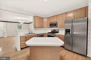1740 Derrs Square E, Frederick, MD 21701 - Photo 14