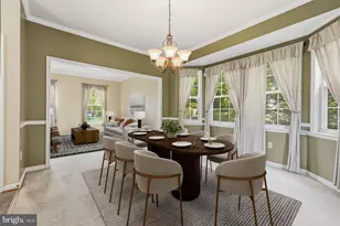 100 Crossing Pointe Ct, Frederick, MD 21702 - Photo 2