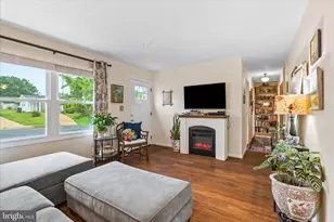466 Carrollton Dr, Frederick, MD 21701 - Photo 6