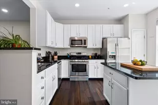 5506 Westcott Cir, Frederick, MD 21703 - Photo 2