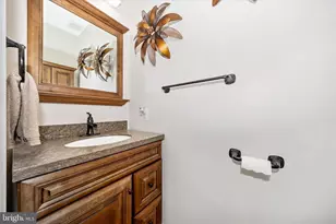 1805 Rainbow Falls Ct, Frederick, MD 21702 - Photo 18