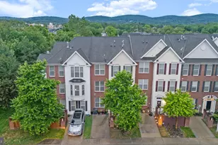 114 Featherstone Pl, Frederick, MD 21702 - Photo 1