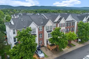 114 Featherstone Pl, Frederick, MD 21702 - Photo 1