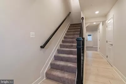 1421 Clingmans Dome Dr, Frederick, MD 21702 - Photo 4