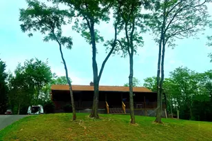 4720 Rocky Mills Dr, Frederick, MD 21703 - Photo 2