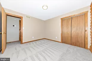 4720 Rocky Mills Dr, Frederick, MD 21703 - Photo 32