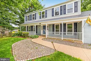 302 Spring Gate Ct, Mount Airy, MD 21771 - Photo 2