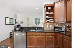 1205 Volunteer Dr, Brunswick, MD 21716 - Photo 22
