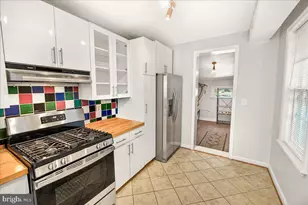 33 E South St, Frederick, MD 21701 - Photo 8