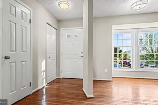 6359 New Haven Ct, Frederick, MD 21703 - Photo 2