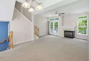 570 Eisenhower Dr, Frederick, MD 21703 - Photo 8