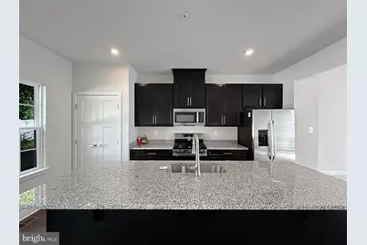 338 Paca Gardens Ln, Frederick, MD 21703 - Photo 2