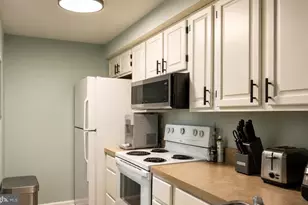 800 Stratford Way, Frederick, MD 21701 - Photo 10