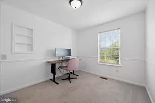7115 Collinsworth Pl, Frederick, MD 21703 - Photo 34