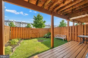 7115 Collinsworth Pl, Frederick, MD 21703 - Photo 40