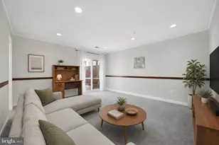 7115 Collinsworth Pl, Frederick, MD 21703 - Photo 32