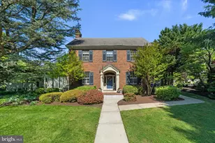 305 College Pl, Frederick, MD 21701 - Photo 1