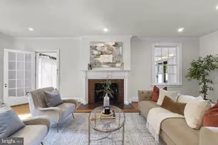 305 College Pl, Frederick, MD 21701 - Photo 8