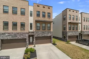 861 Amity St, Frederick, MD 21701 - Photo 2